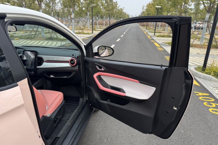 Used Chery Little Ant 2022 Sweet Pink Edition Half-Sugar Version Lithium Iron Phosphate 30 kW 301 km
