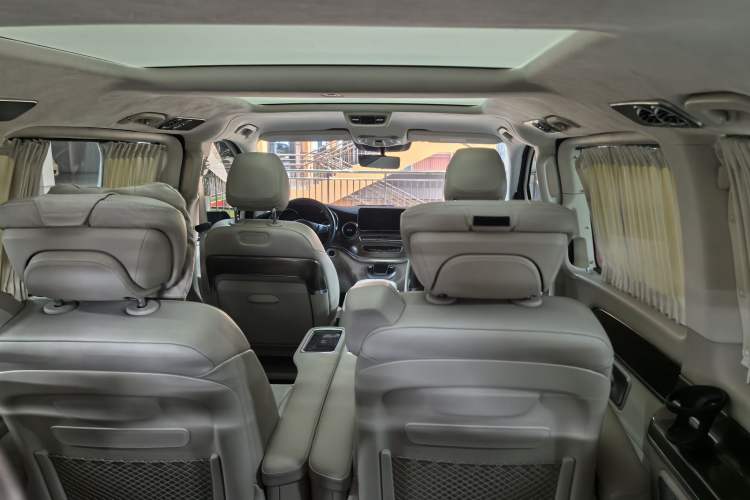 Used Mercedes-Benz V-Class 2022 V 260 L Long-wheelbase Luxury Edition
