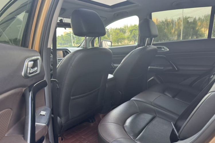 Used GAC Trumpchi GS4 2015 200T Manual Luxury Edition
