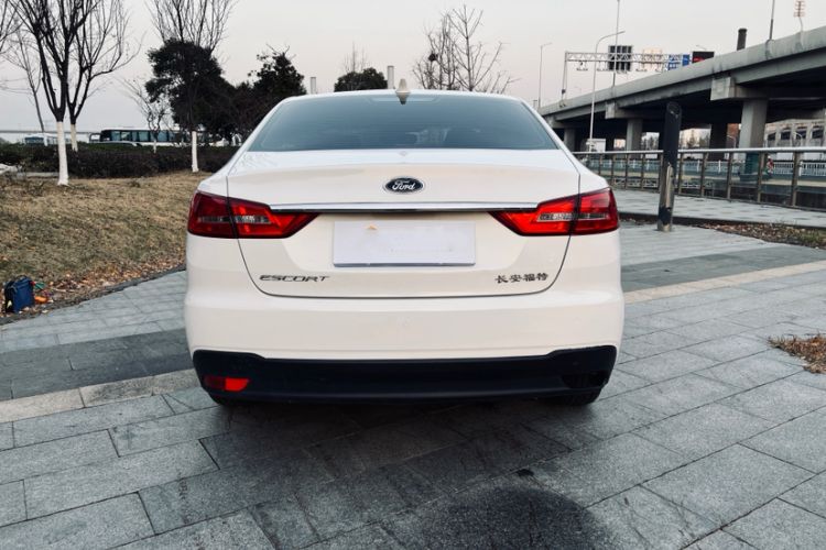 Used Ford Escort 2019 Revised 1.5L Automatic ZhiXiang Version China VI Standard