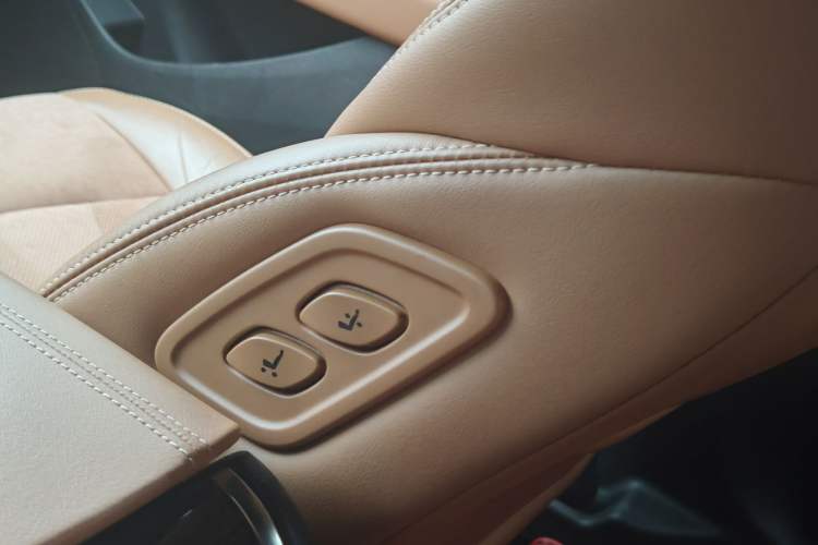 Used Buick LaCrosse 2018 20T Luxury Model