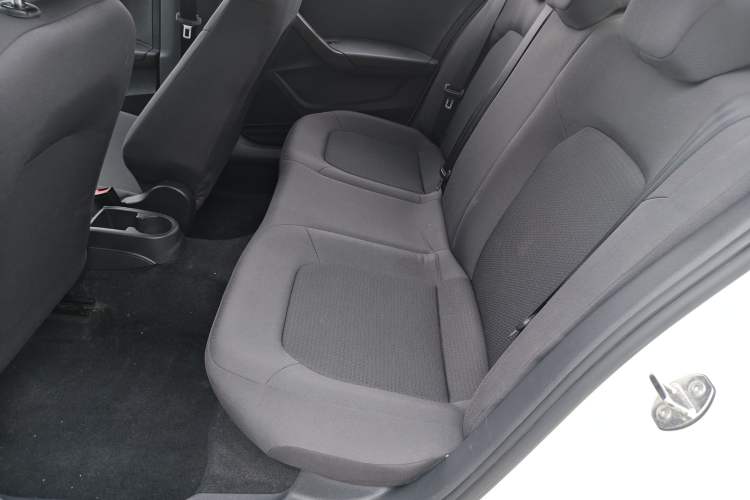 Used Volkswagen Santana 2015 1.6L Manual Fashion Edition