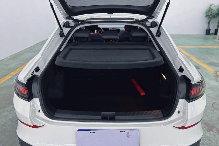 Used Volkswagen Lamando 2024 Lavida L 280TSI DSG Cool & Spicy Edition
