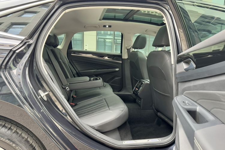 Used Volkswagen Passat New Energy 2023 430 PHEV Hybrid Elite Edition
