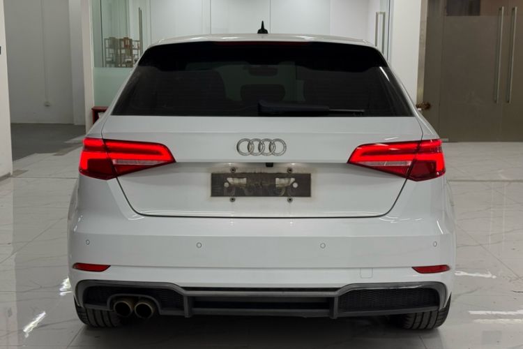 Used Audi A3 2019 Sportback 35 TFSI Fashion Edition China VI Emission Standard