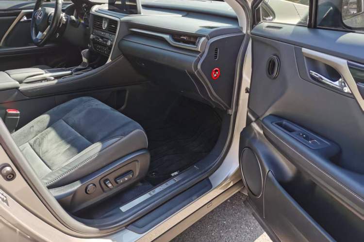 Used Lexus RX 2020 Revised Version 300 Two-Wheel Drive Elite Edition
