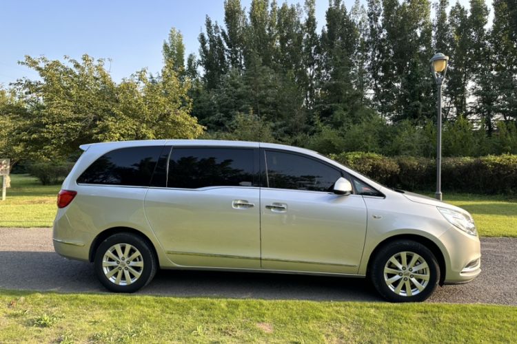 Used Buick GL8 2018 28T Luxury Model China VI Standard
