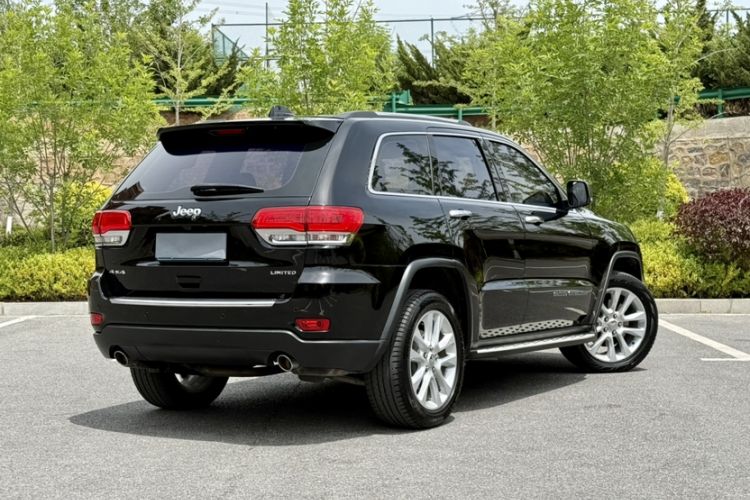 Used  Grand Cherokee 2017 3.0L Comfort Navigation Edition
