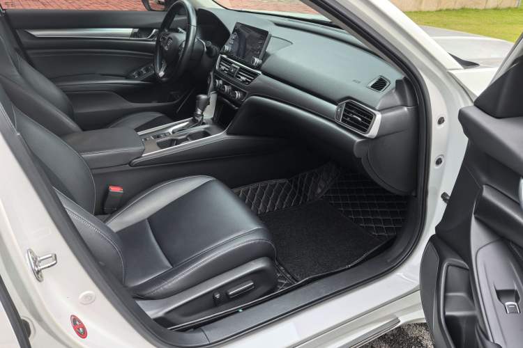 Used Honda Accord 2018 260TURBO Elite Edition China VI
