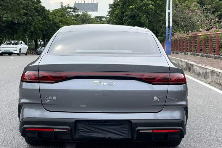 Used BYD Qin L 2024 DM-i 120KM Beyond Model
