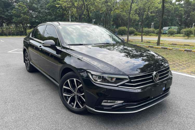 Used Volkswagen Magotan 2020 330TSI DSG Leading Model
