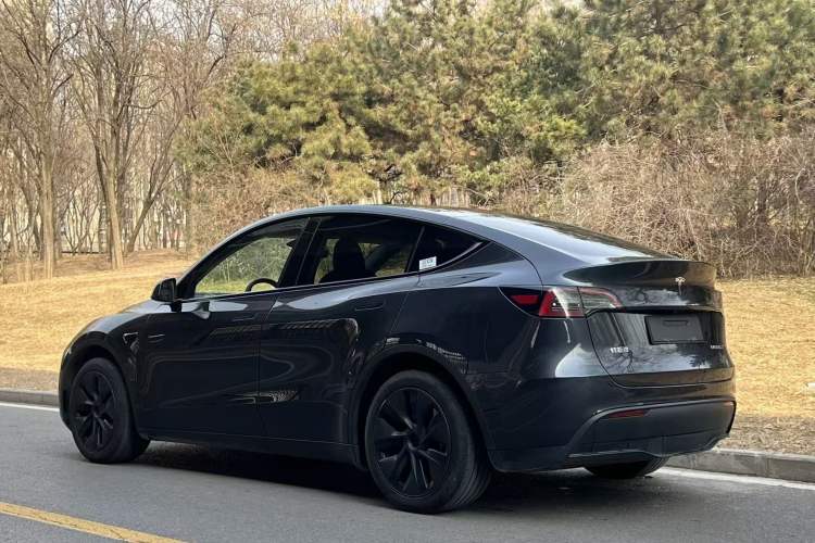 Used Tesla Model Y 2024 Rear-Wheel-Drive Version