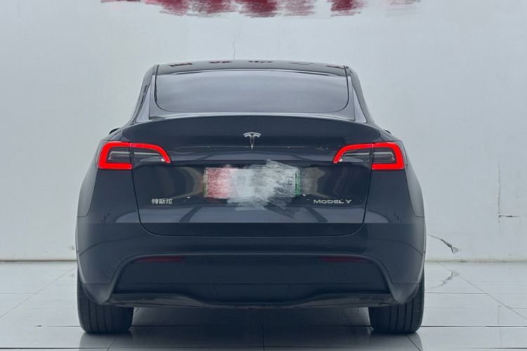 Used Tesla Model Y 2024 Rear-Wheel-Drive Version
