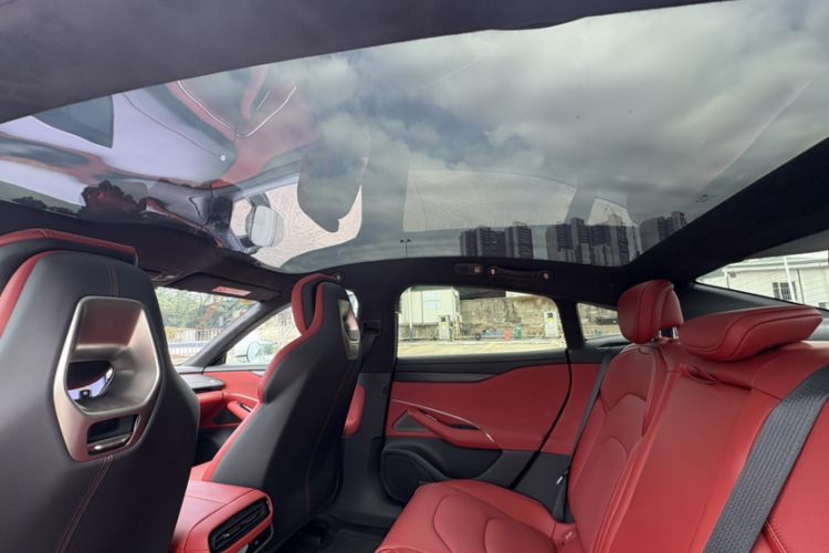 Used  SU7 2024 Four-Wheel Drive Ultra-Long Range Advanced Intelligent Driving Max Edition
