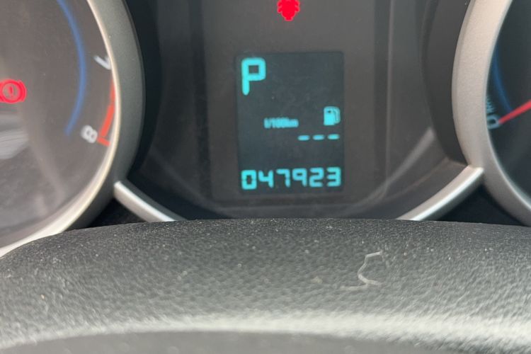 Used Chevrolet Cruze 2013 Hatchback 1.6L Automatic Luxury Model
