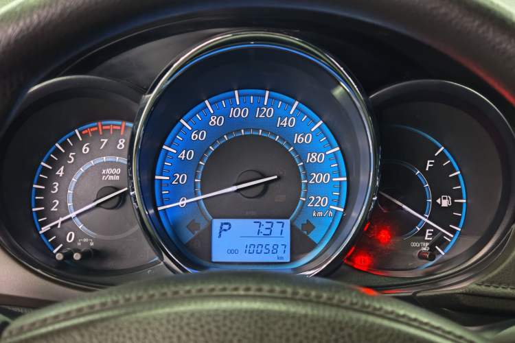 TDK.VehicleDetails.img