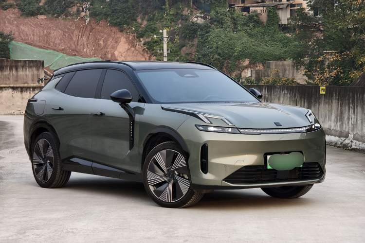 Used Lynk & Co 08 EM-P 2023 220km All-Wheel-Drive Performance Halo
