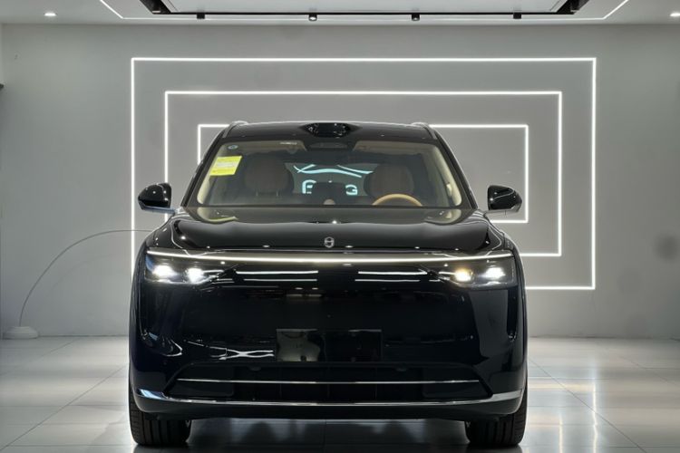 Used Hima AITO M8 2025 Extended-Range Ultra Version 53.4 kWh 5-Seater Edition
