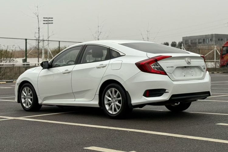 Used Honda Civic 2016 180TURBO CVT Comfort Version