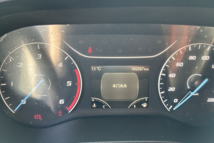 Used JMC Fushun 2023 2.0T Manual Mid-axle Mid-roof Business-Class 9-Seater (Non-Commercial)