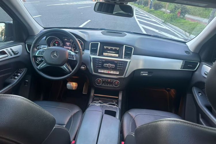 Used Mercedes-Benz M-Class 2014 ML 320 4MATIC