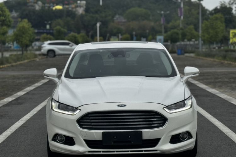 Used Ford Mondeo 2013 2.0L GTDi 200 Luxury Model
