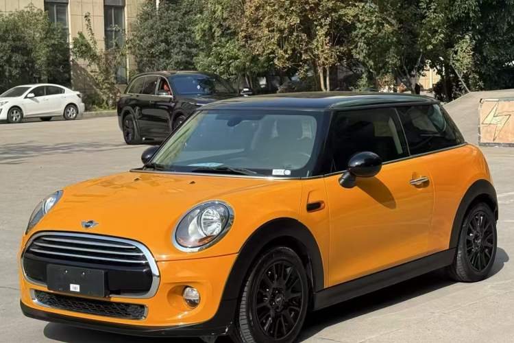 Used  MINI 2016 1.5T COOPER
