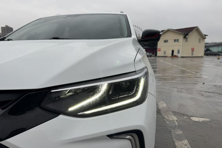 Used Chevrolet Trax 2019 Redline 335T CVT Top-Tier Model China VI Standard
