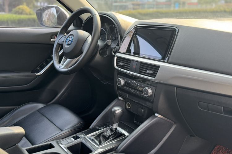 Used Mazda CX-5 2015 2.0L Automatic Two-Wheel Drive Urban Version
