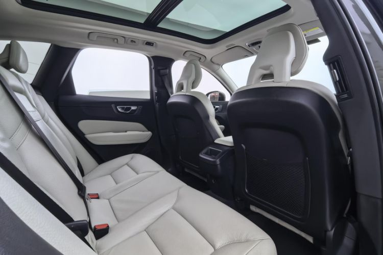 Used Volvo XC60 2018 T5 4x4 Zhiyi Edition