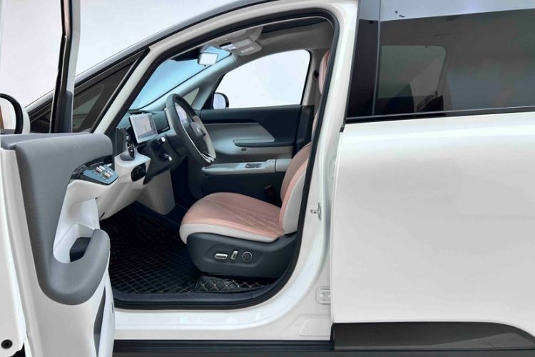 Used ARCFOX Kaola 2023 Family Edition Pro