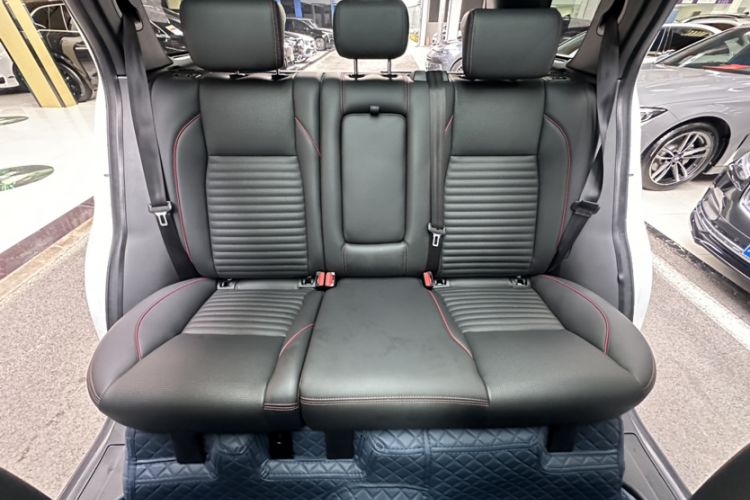 Used Land Rover Discovery Sport 2020 249 PS R-Dynamic Performance Edition
