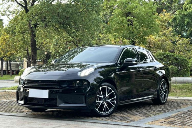 Used Lynk & Co 03 2021 2.0TD Automatic Trendy Champion Edition