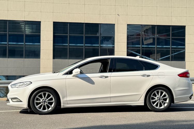 Used Ford Mondeo 2017 EcoBoost 180 Stylish Model
