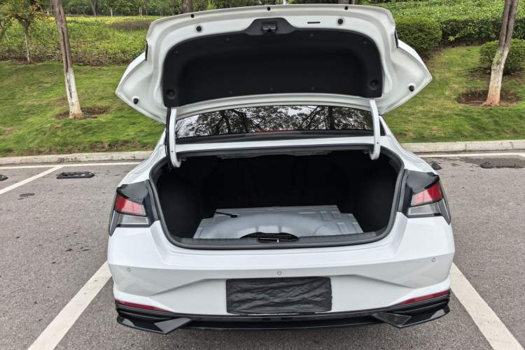 Used Hyundai Elantra 2022 1.5L CVT GLX Elite Edition
