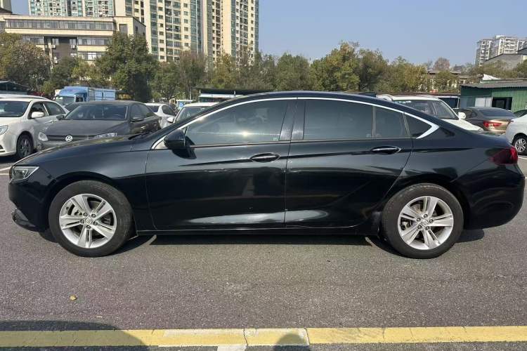 Used Buick LaCrosse 2019 28T Luxury Model