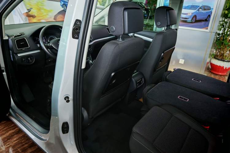 Used Volkswagen Sharan 2018 380TSI Comfort Edition 7-Seater
