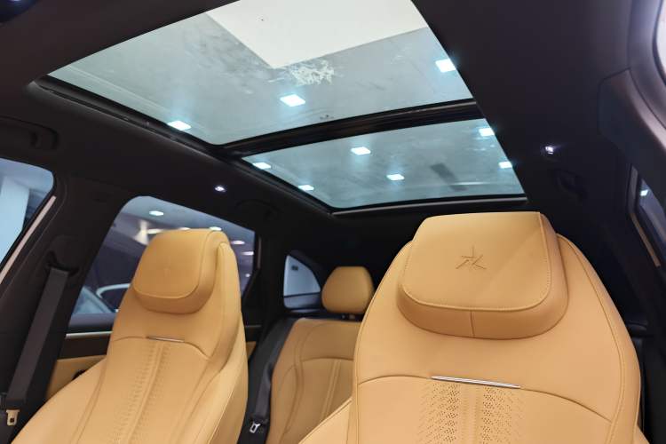 Used  L7 2024 1.5T 55km PRO Dragon Edition
