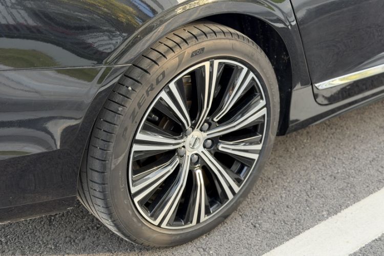 Used Volvo S90 2022 B5 Zhiyuan Luxury Edition
