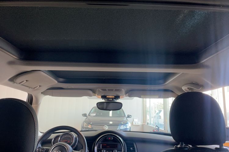 Used  MINI 2016 1.2T ONE Pioneer Edition
