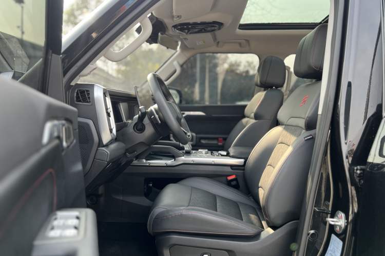 Used JETOUR Traveler 2023 2.0T All-Wheel-Drive CrossPRO
