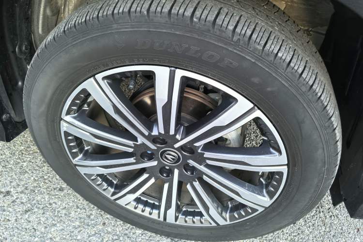 Used Changan CS75 PLUS 2023 3rd Generation 1.5T Automatic Prestige Model
