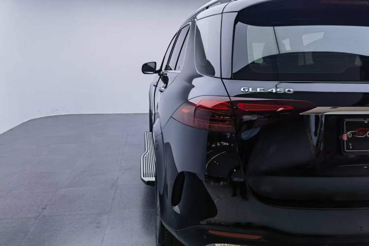 Used Mercedes-Benz GLE 2024 GLE 450 4MATIC Stylish Model
