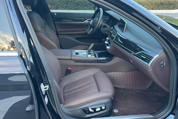 Used BMW 7 Series 2018 730Li Leading Model M Sport Package
