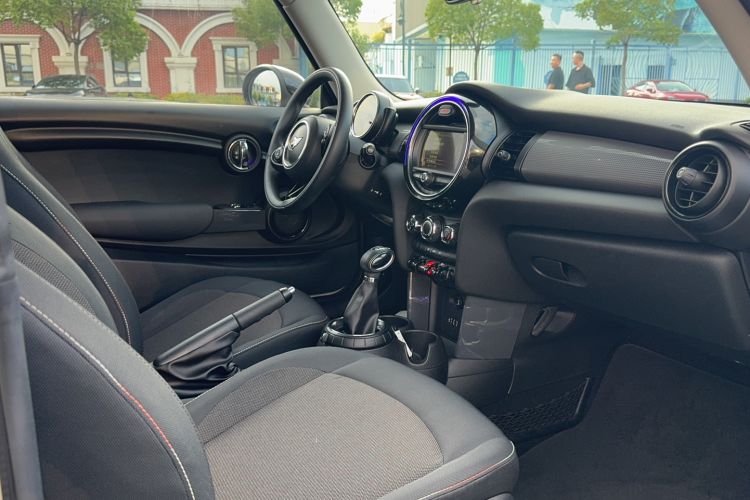 Used  MINI 2014 1.5T COOPER Fun
