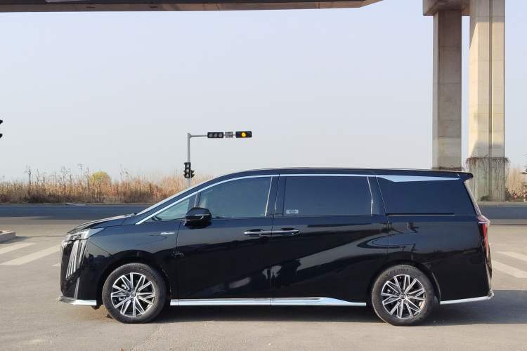 Used GAC Trumpchi M8 2024 Master Series 400T Ultimate Edition
