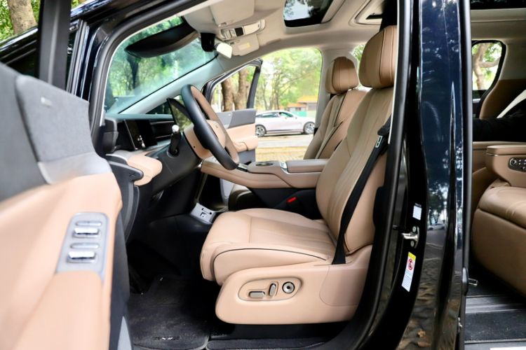 Used XPeng X9 2024 702 Ultra-Long Range Max