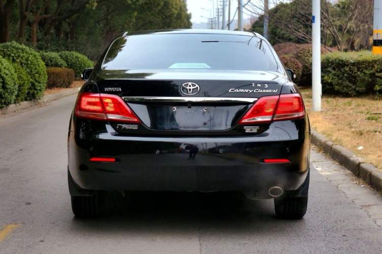 Used Toyota Camry 2013 200G Classic Luxury Edition
