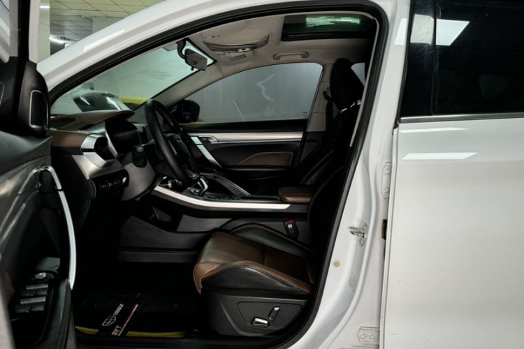 Used Geely Auto Coolray 2019 260T DCT Explorer China VI Standard