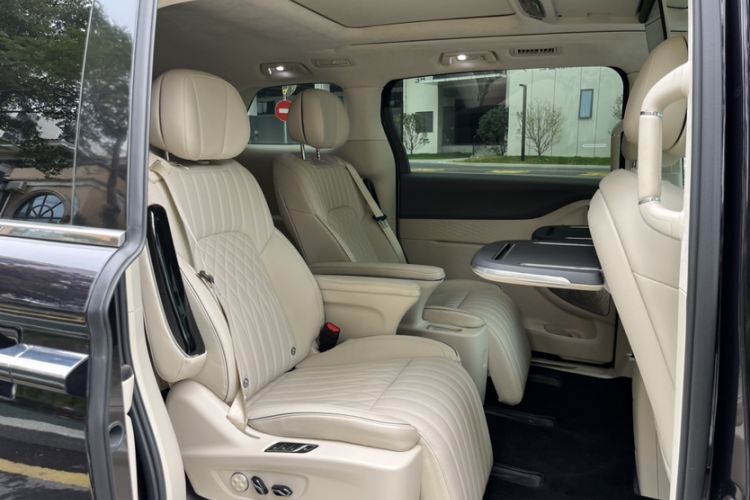 Used VOYAH Dream 2024 PHEV Ultra-Long Range Flagship Edition